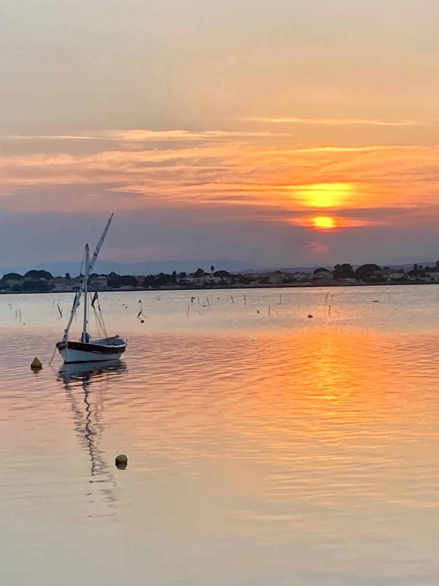 Superieur Sur L 'etang Sete